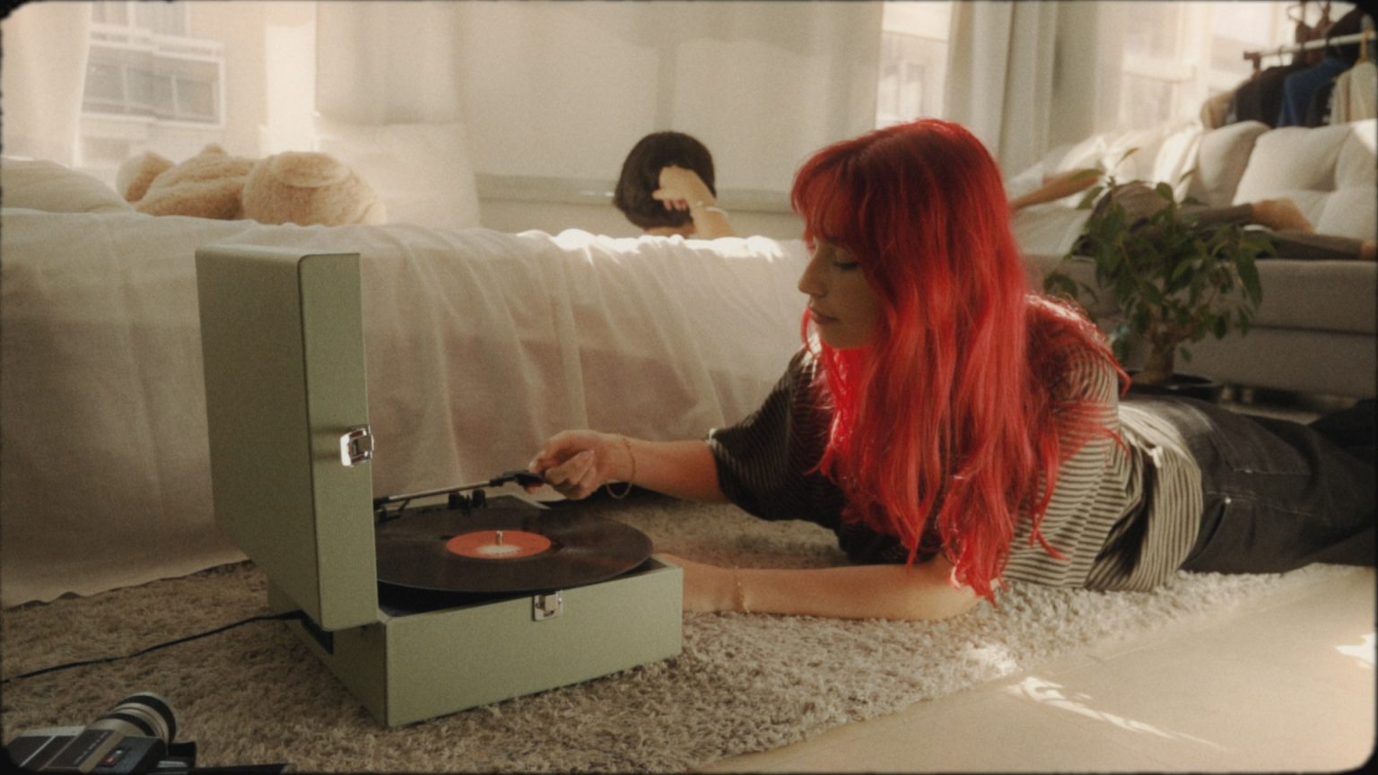 fragile-eyes-recordbox