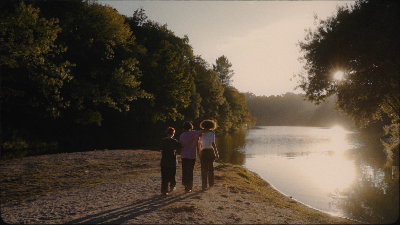 fragile-eyes-outside